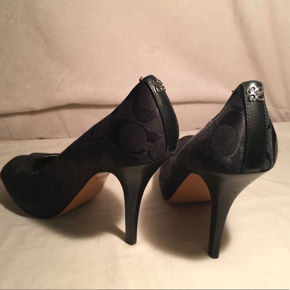 Coach print bik heels - Picture 2 of 2